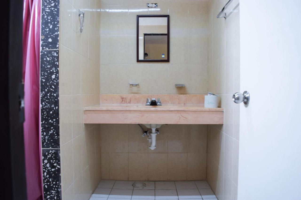 Rio Bravo Hotel Virrey מראה חיצוני תמונה
