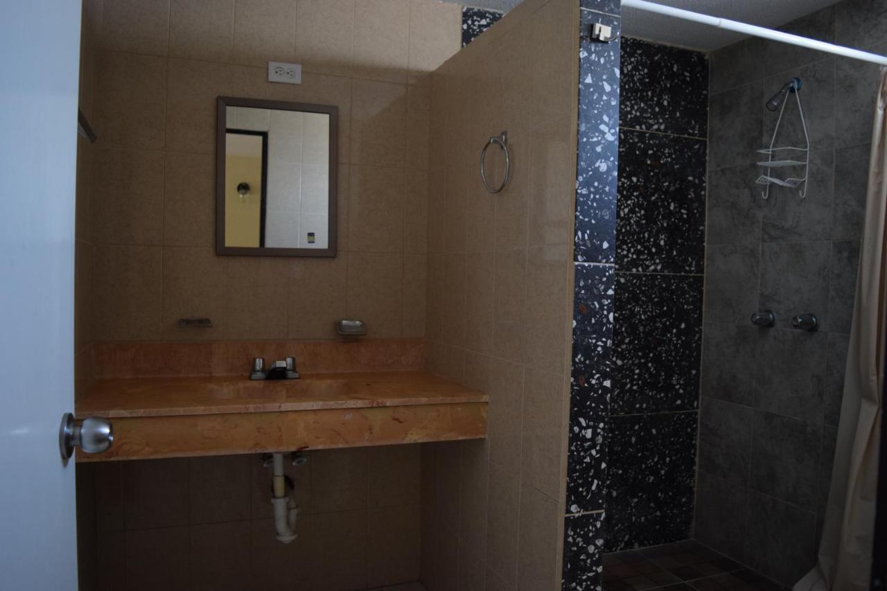 Rio Bravo Hotel Virrey מראה חיצוני תמונה